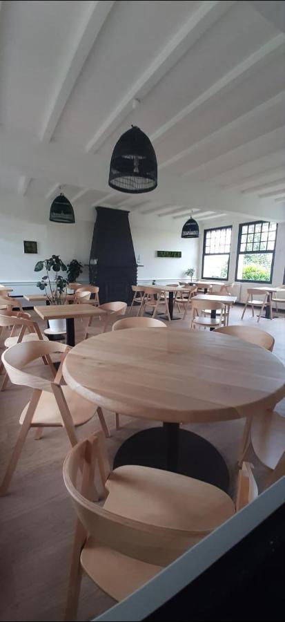 Logis Auberge Des Aulnettes Hérouville-Saint-Clair Eksteriør billede
