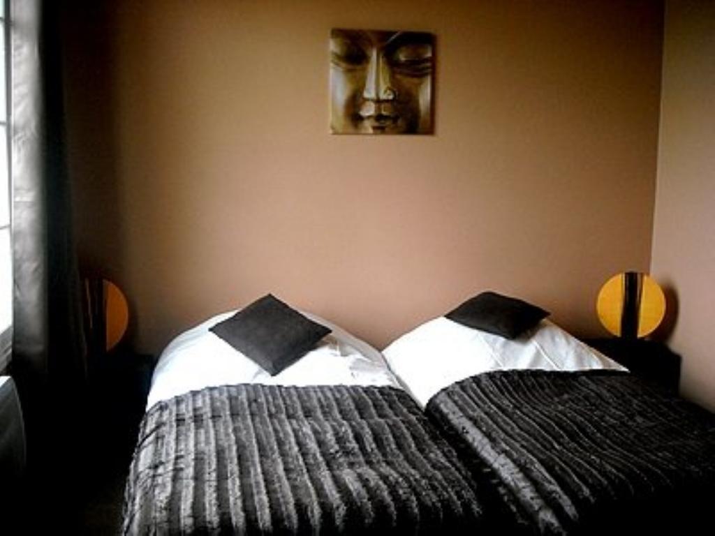 Logis Auberge Des Aulnettes Hérouville-Saint-Clair Eksteriør billede