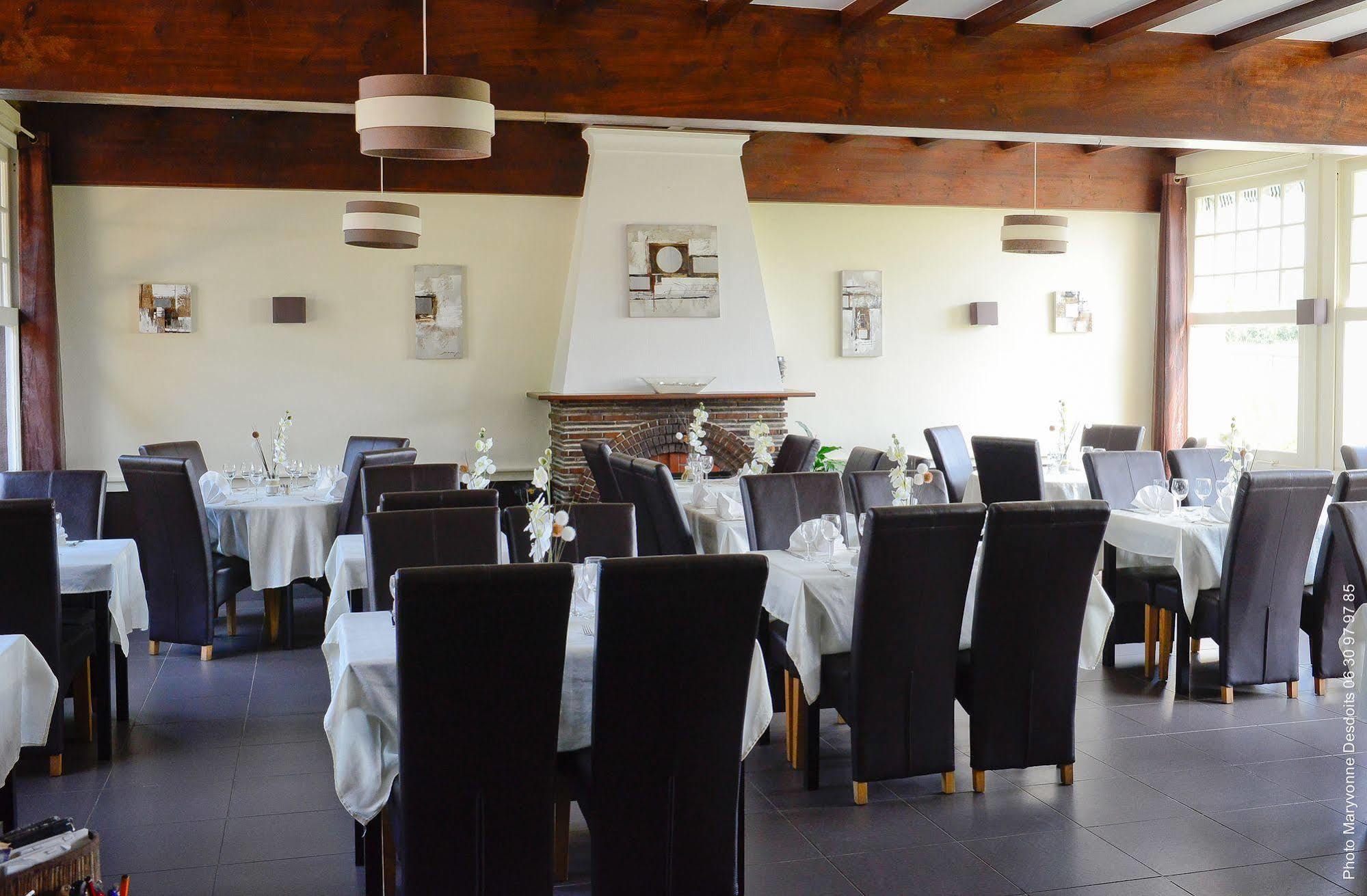 Logis Auberge Des Aulnettes Hérouville-Saint-Clair Eksteriør billede